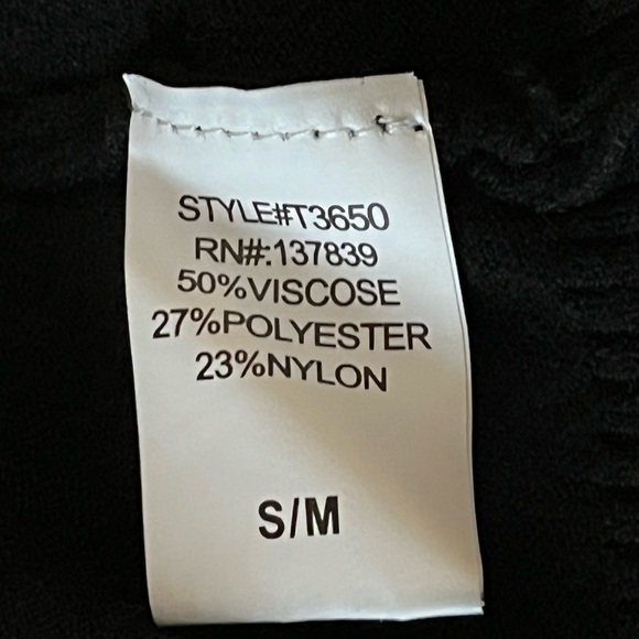 Alexander t David Black Imperfection Sweater Sz S/M - Picture 7 of 7